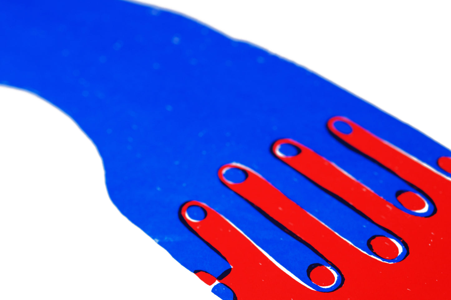 Mains Bleu et rouge